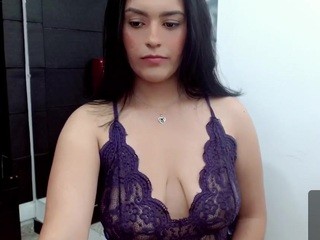 sofiacrush on cam for live nude video chat