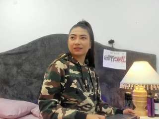 Ahyyshell on cam for live nude video chat