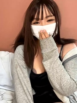 Haz_kii strip nude and chat in her virtual webcam room