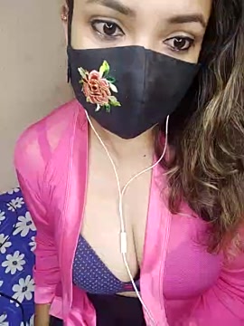 Kute_kannadati strip nude and chat in her virtual webcam room