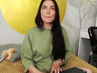 Miaferreroo on cam for live nude video chat