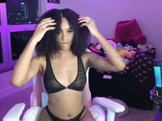 Zia on cam for live nude video chat