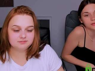 elani-foxy on cam for live nude video chat