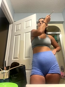 Misslola2 strip nude and chat in her virtual webcam room