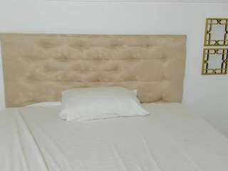 DarcieJane on cam for live nude video chat