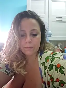Emma96_hot strip nude and chat in her virtual webcam room
