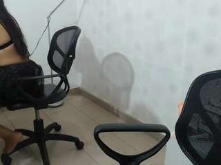 Gaby-Skinny on cam for live nude video chat