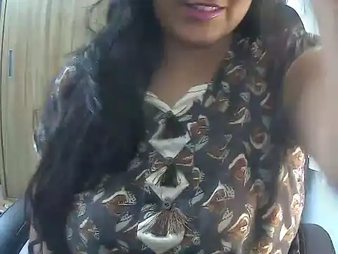Sirisha_telugu strip nude and chat in her virtual webcam room