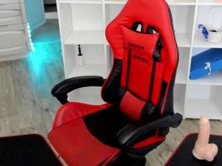 Jeannie-Love on cam for live nude video chat
