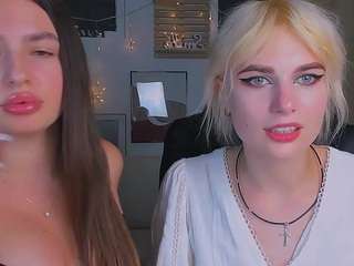 rada-sweetiebun on cam for live nude video chat