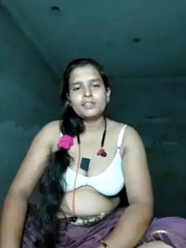 SabitaRaniXXX strip nude and chat in her virtual webcam room
