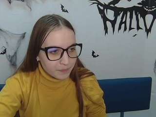 EbigeilStuf on cam for live nude video chat