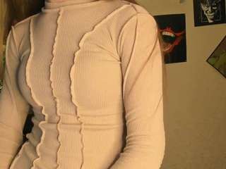 MarisElli on cam for live nude video chat