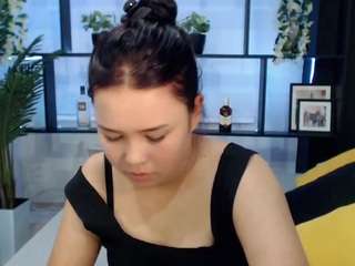 MisoAzura on cam for live nude video chat