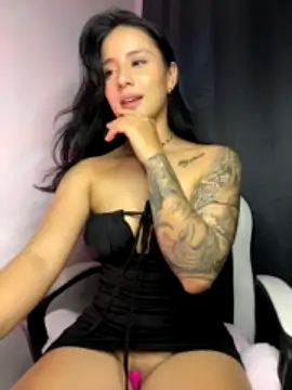 Ale_Lewis nude live chat in sexy room
