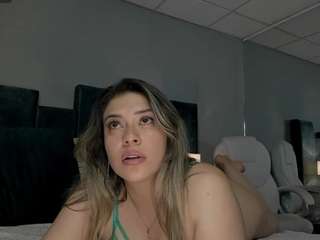 BIG ASS NICOLLE nude in hot sex Live chat
