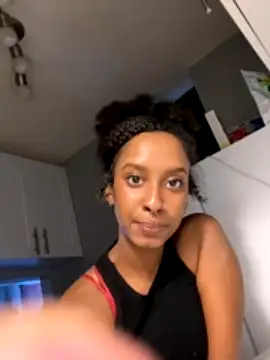 Brownskingirll nude live chat in sexy room