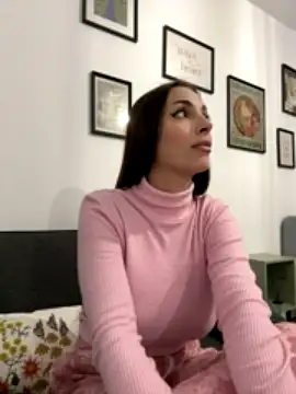 CharmingRuby nude live chat in sexy room