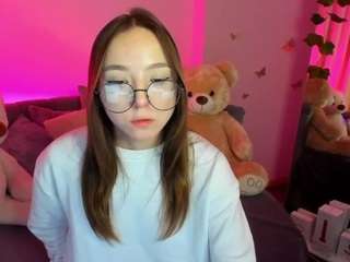 Lovely-Poppy nude in hot sex Live chat