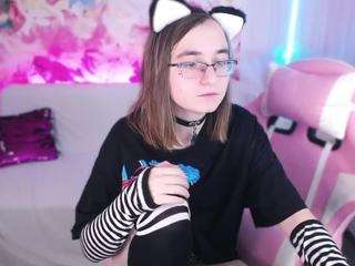 LucyCutee nude in hot sex Live chat