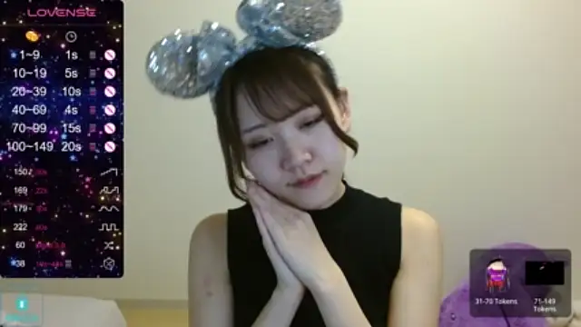 N_Hibiki nude live chat in sexy room