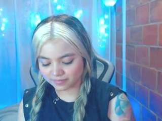 ScarlettHudsson nude in hot sex Live chat