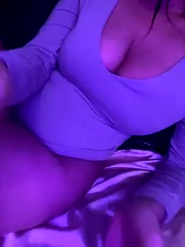 Abrare nude live chat in sexy room