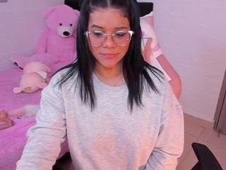 Ashleey18 nude in hot sex Live chat