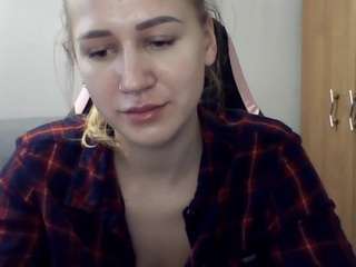 CatrinWomen nude in hot sex Live chat