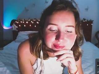 cosmoriri nude in hot sex Live chat