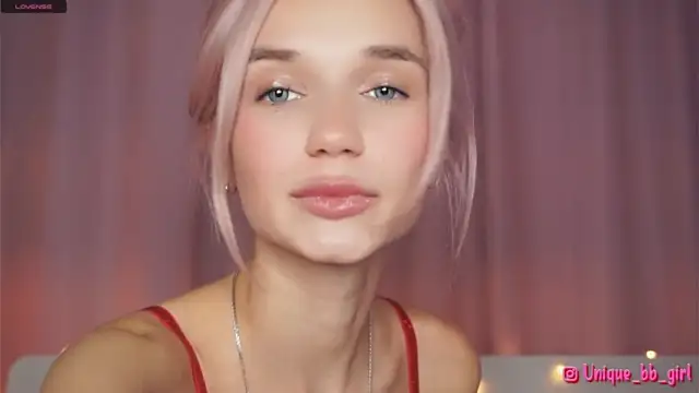 Elisa_Unique nude live chat in sexy room