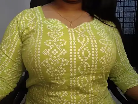 Jessia_Kiran nude live chat in sexy room
