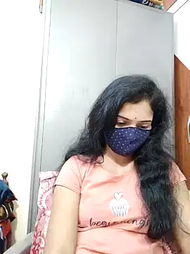 Keerthi-Telugu nude live chat in sexy room