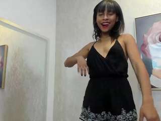 Kelly-Taylor nude in hot sex Live chat