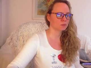 LauraSky nude in hot sex Live chat