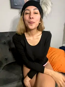 LindseyBanks nude live chat in sexy room