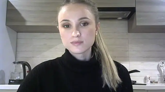 LoveStayy nude live chat in sexy room