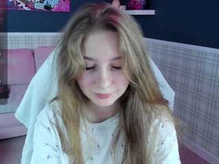 soft-as-a-flower nude in hot sex Live chat