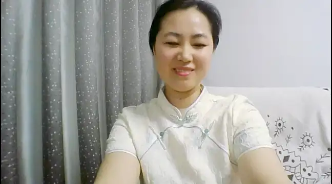 Tina-oz nude live chat in sexy room