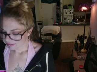 Alice’s Wonderland nude in hot sex Live chat