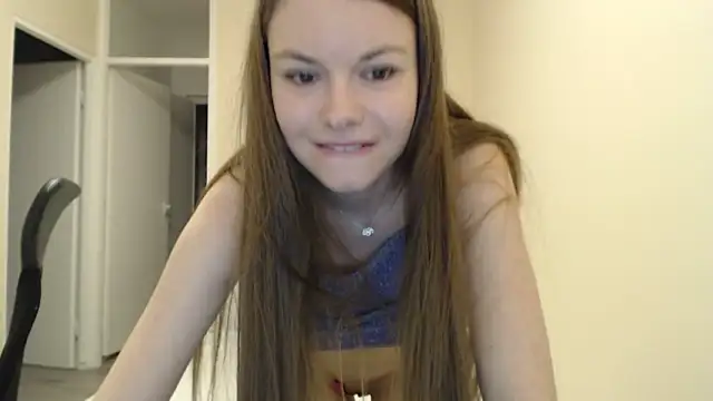 AnnaSweet18 nude live chat in sexy room