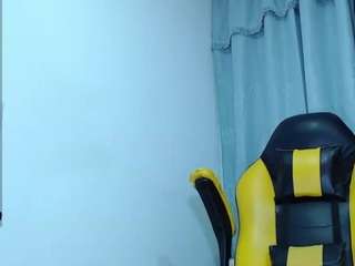 DeyR-22 nude in hot sex Live chat