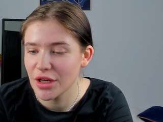 EmilyRose11 nude in hot sex Live chat