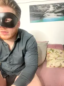 Fiona-Xander nude live chat in sexy room