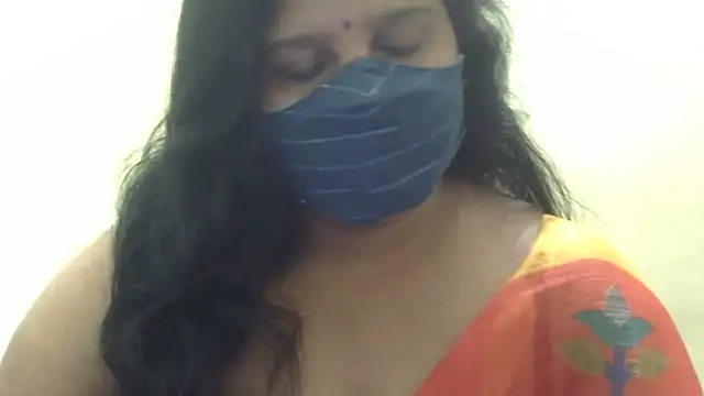 Jhanvi-telugu-aunty nude live chat in sexy room