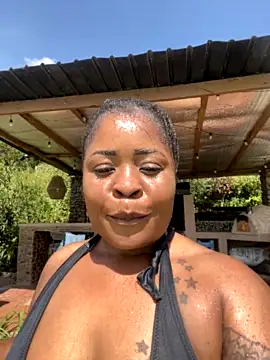 Juicybatate nude live chat in sexy room
