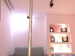 loudevine nude in hot sex Live chat