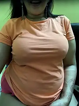 Lovely_zara nude live chat in sexy room