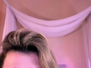 miamiler nude in hot sex Live chat