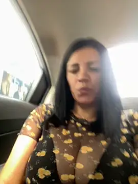 Milf_parker nude live chat in sexy room
